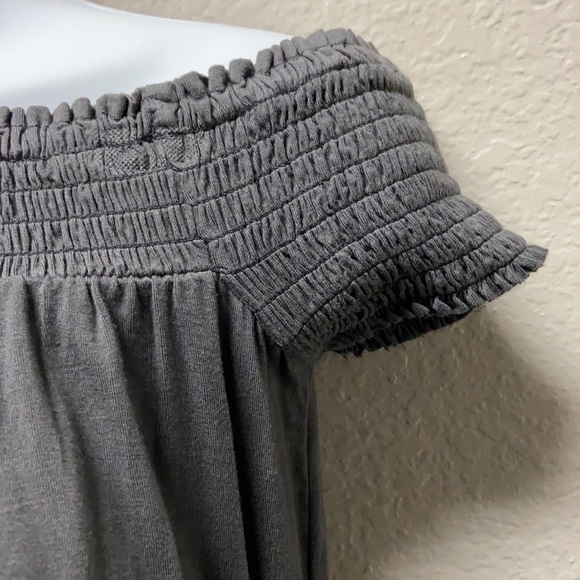 NWOT American Eagle Off Shoulder Top - Picture 3 of 4